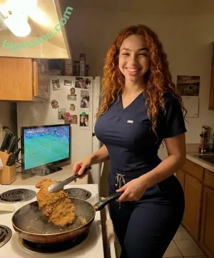 lightskin /  / beautiful.lightskins / light skin / mixed black & white girl nude photo #1141