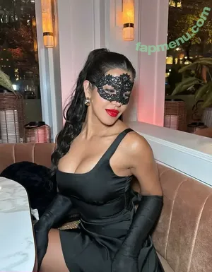 lightskin /  / beautiful.lightskins / light skin / mixed black & white girl nude photo #1156