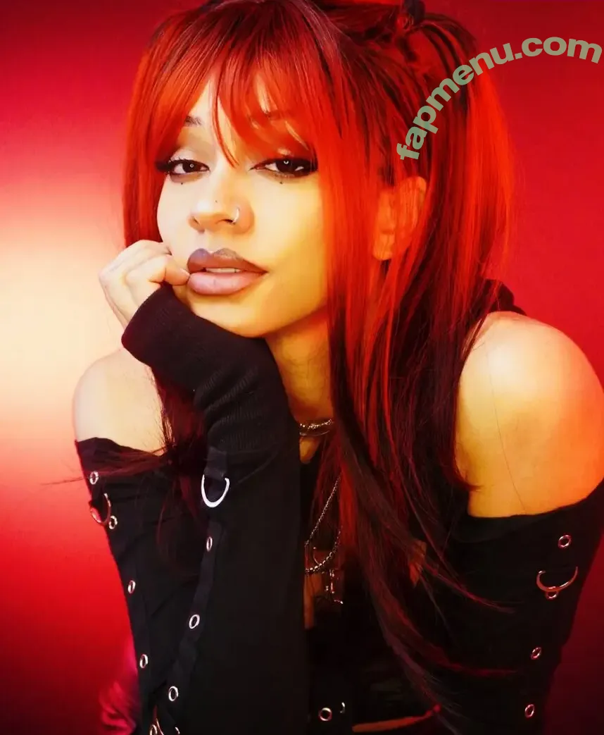 lightskin nude photo #1125 ( / beautiful.lightskins / light skin / mixed black & white girl)