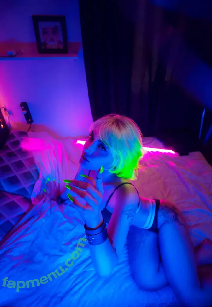Ligiaya nude photo #0021 (laycieslit / ligiaya_)