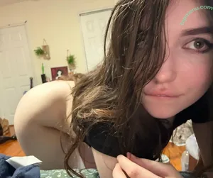 Liiias / livof18 / olivialiiias nude photo #0077