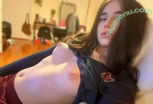 Liiias / livof18 / olivialiiias nude photo #0133