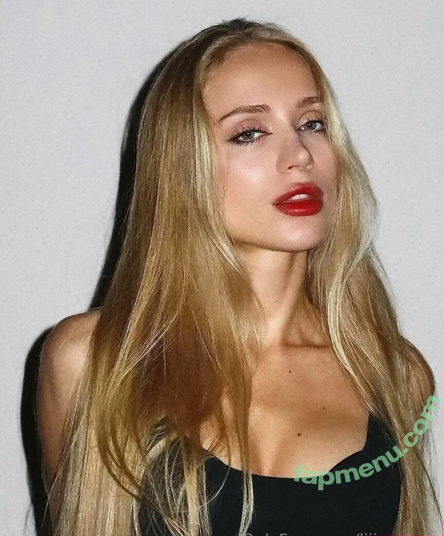 liiizzzzyyy nude photo #0020 (liiizzzzyyy)