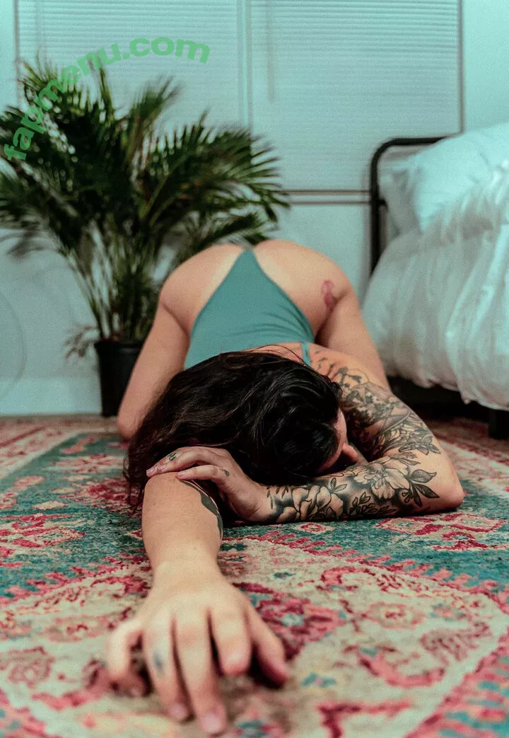likethebugortheletter nude photo #0015 (likethebugortheletter)