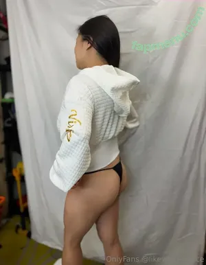  nude photo #0002