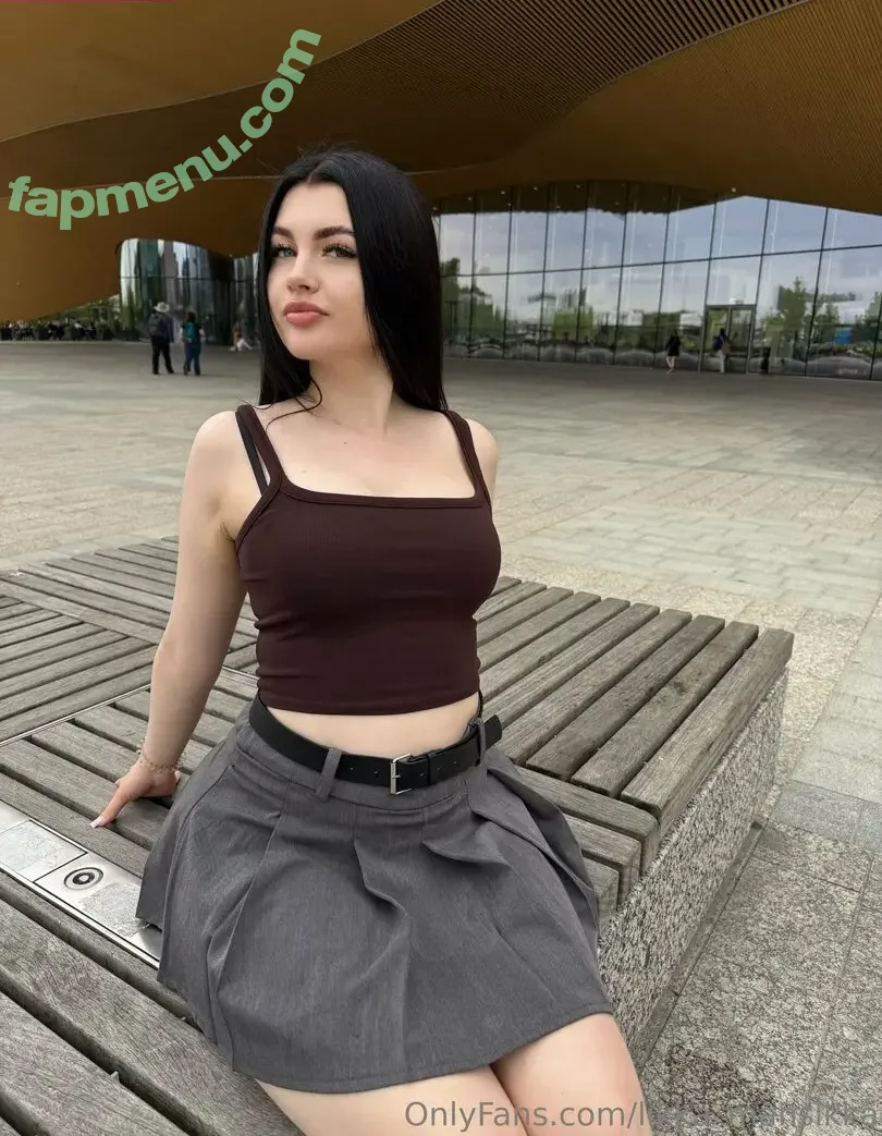 likka_mansikka nude photo #0064 (likka_mansikka)