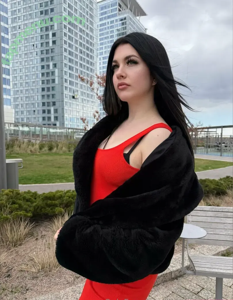 likka_mansikka nude photo #0095 (likka_mansikka)