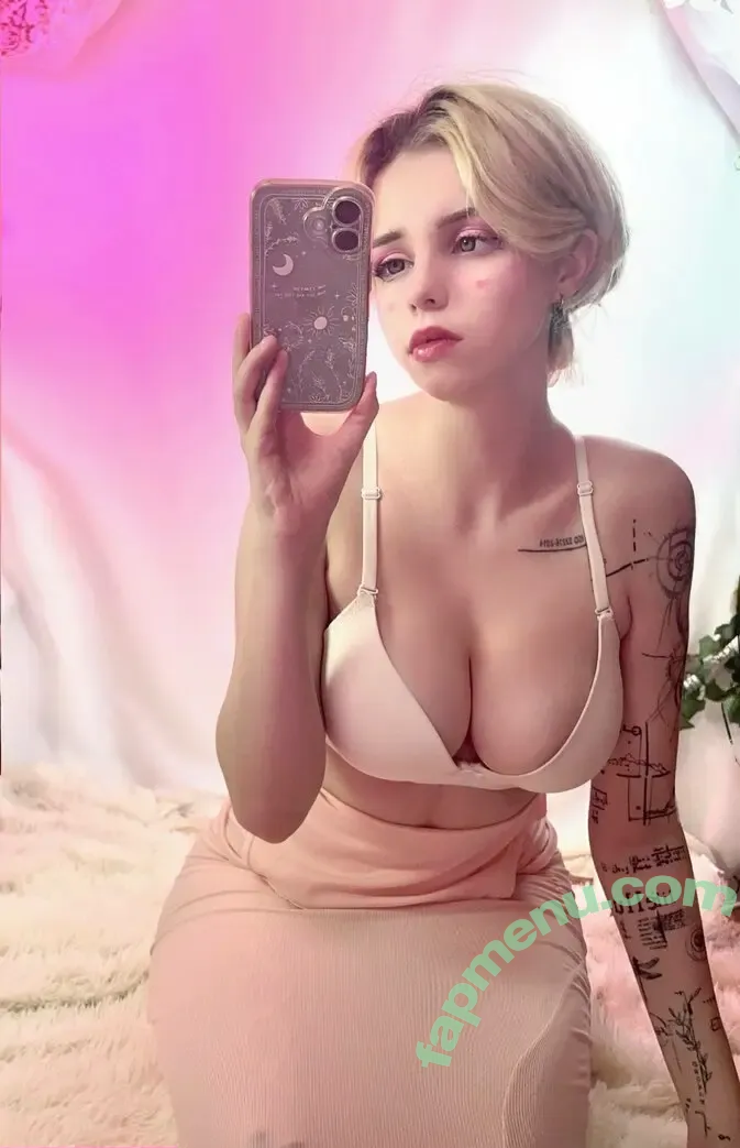 Likkio nude photo #0081 (likki_lilli / silvialikki)