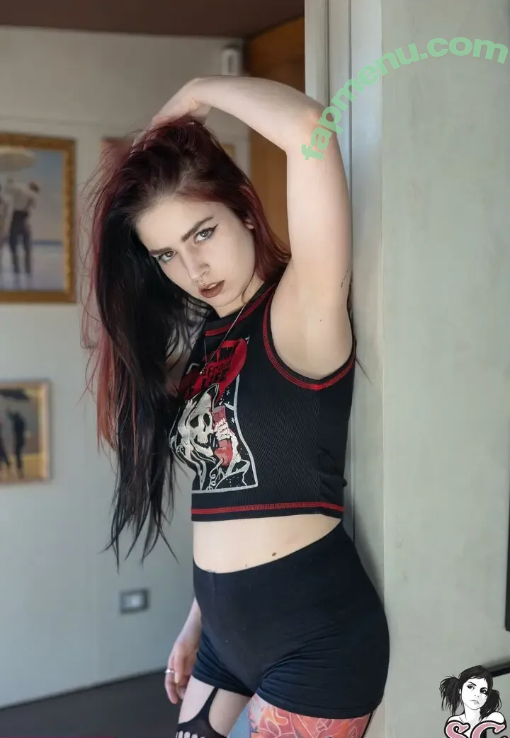 Lil___alien nude photo #0001 (babyalien1111)
