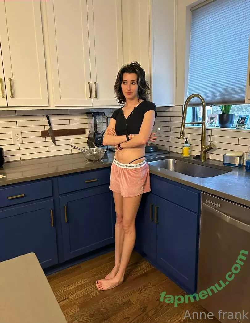 lil_ann3frank nude photo #0053 (lilannefreak)