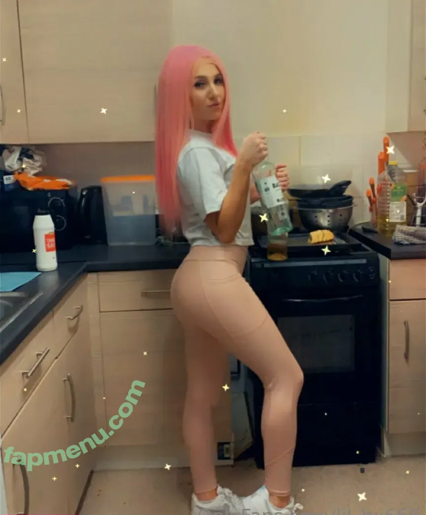 lil_bx666 nude photo #0016 (lilsix666)