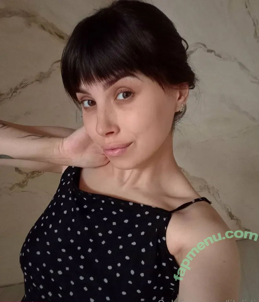 lil.didi nude photo #0006 (lildidi_)