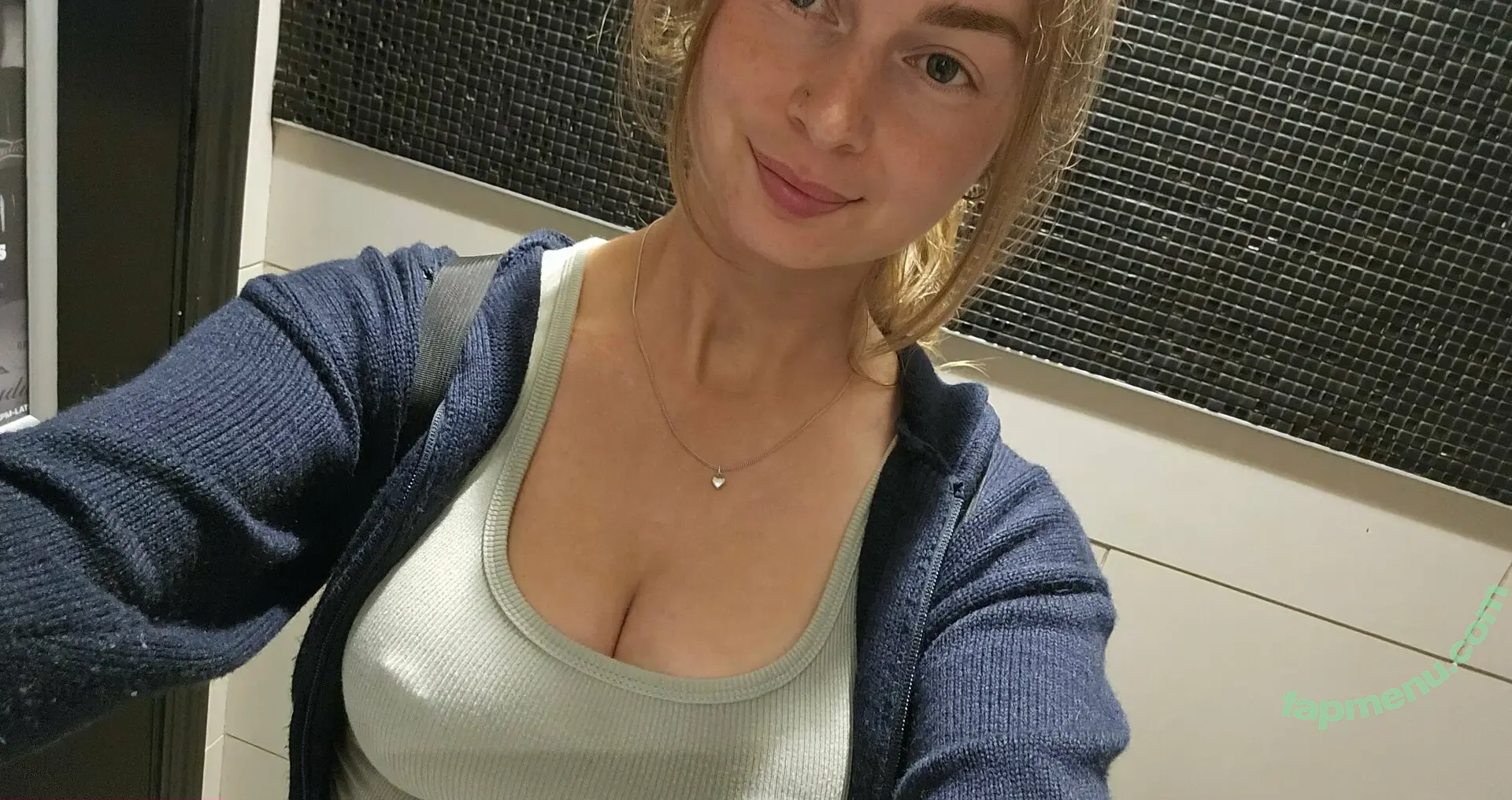 lil_hanne nude photo #0799 (kalemia / lilhanne)