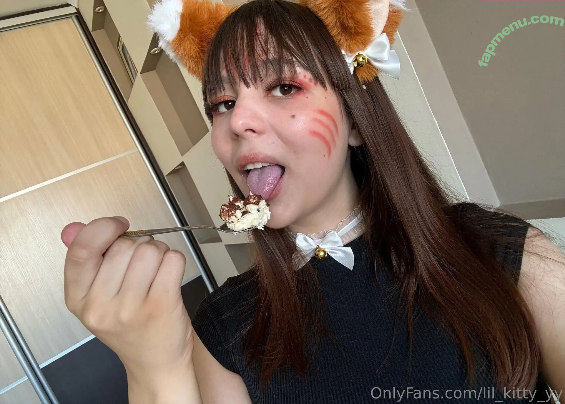 lil_kitty_yy nude photo #0021 (lilkiittyy)