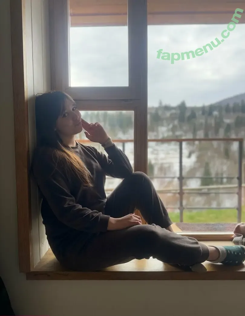 lil_kitty_yy nude photo #0093 (lilkiittyy)