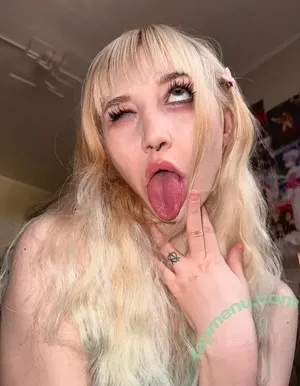 lil_lunabell / lill.unabelle nude photo #0094