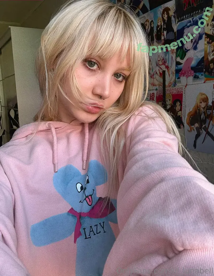 lil_lunabell nude photo #0090 (lill.unabelle)