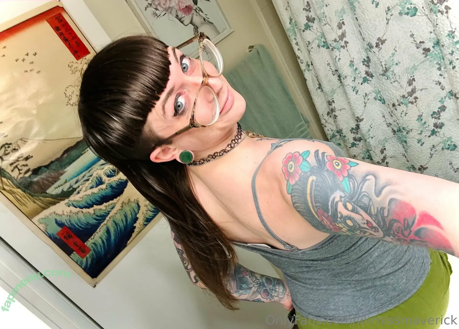 lil-missmaverick nude photo #0305 (miss_midnight_maverick)