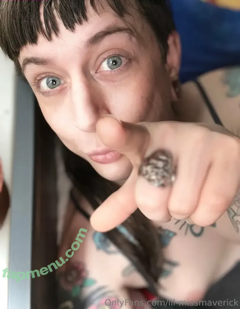 lil-missmaverick nude photo #0316 (miss_midnight_maverick)