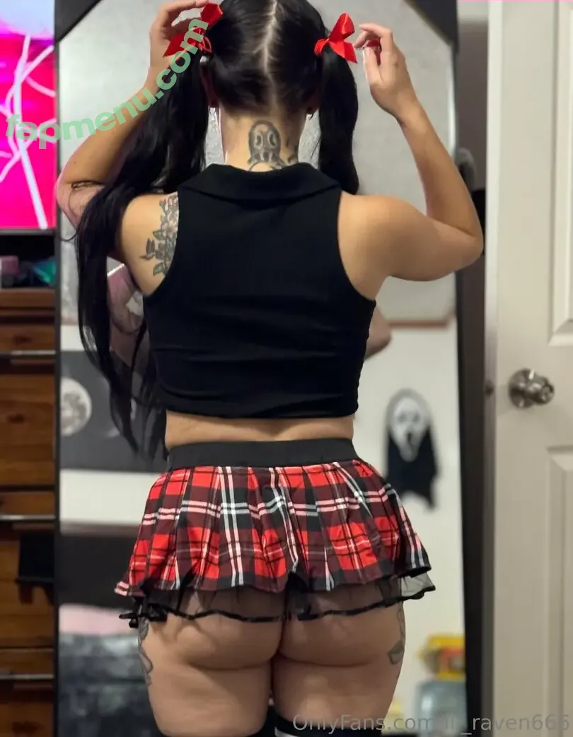 lil_raven666 nude photo #0040 (lil_raven666)