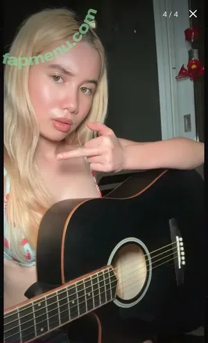Lil Tay / liltay nude photo #0010