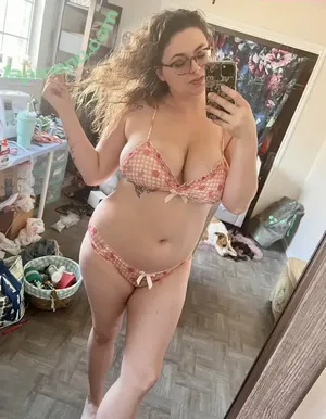  nude photo #0002