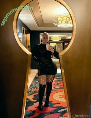 Lila Lovely / Lila_lovelyxxx / lila_lovely / lovinglilalovely nude photo #0267