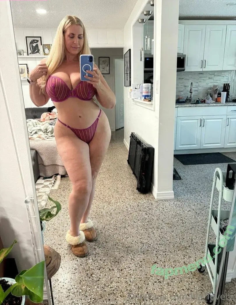 Lila Lovely nude photo #0351 (Lila_lovelyxxx / lila_lovely / lovinglilalovely)