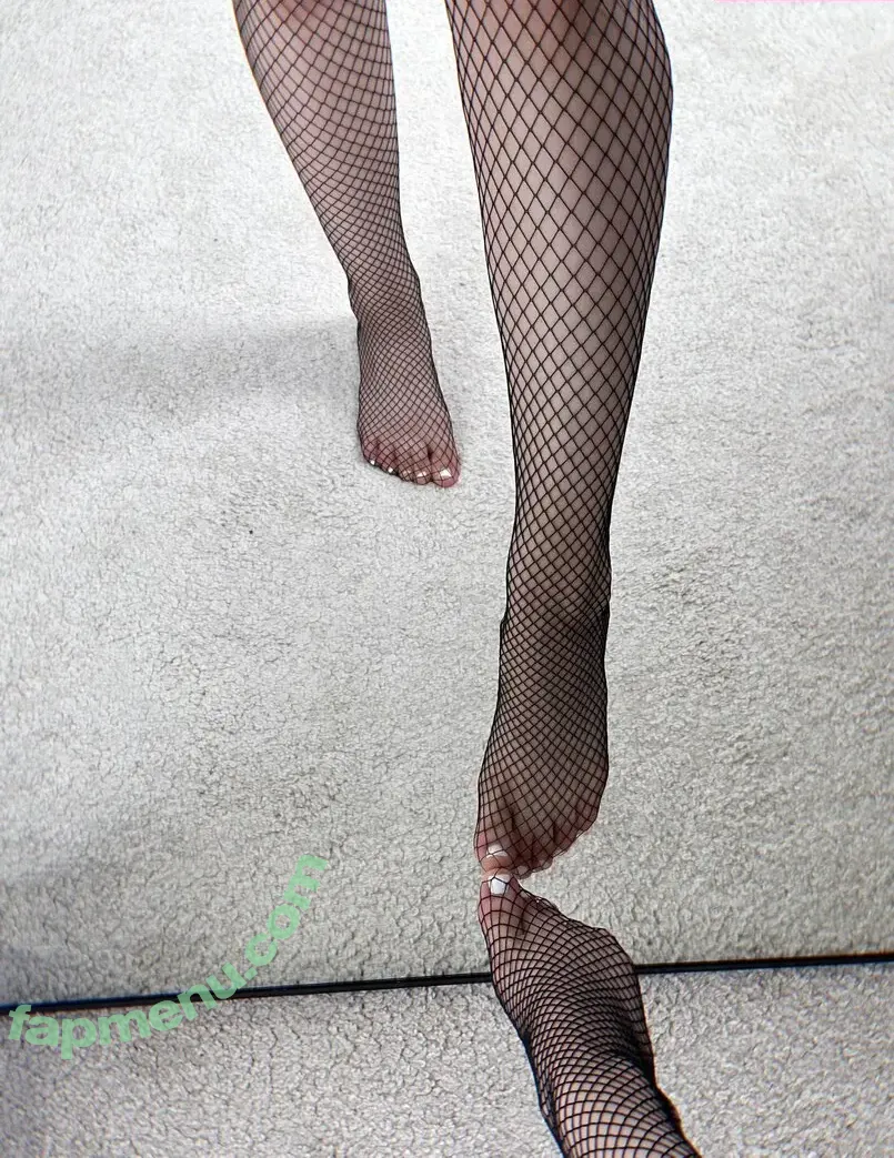 Lila Minx nude photo #0097 (minxlila)