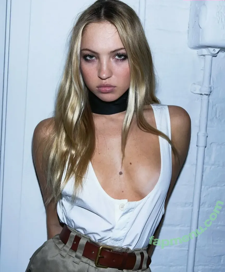 Lila Moss nude photo #0014 (lilamoss)