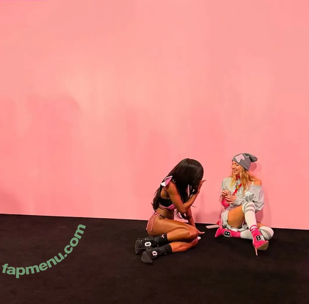 Lila Moss nude photo #0218 (lilamoss)