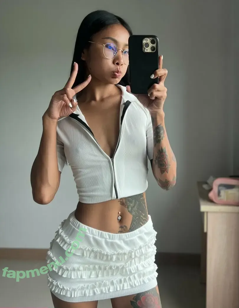lilaalotus nude photo #0048 (lilaalotus)