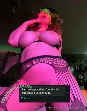 lilabrookes / lila_brookes nude photo #0026