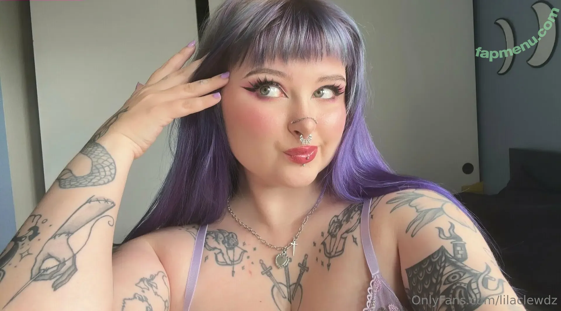 lilaclewdz nude photo #0011 (lilaclewdz)
