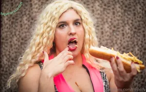 lilacurly / lila.curly nude photo #0042