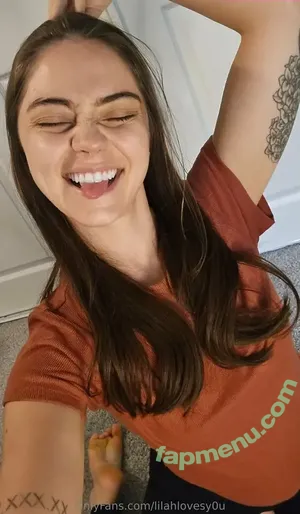 lilahlovesy0u / chloee_marie / lialovely13 nude photo #0021