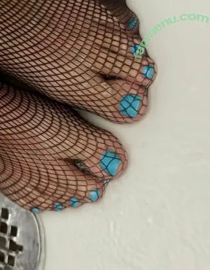 lilas.toes / lilas.toes1 nude photo #0048
