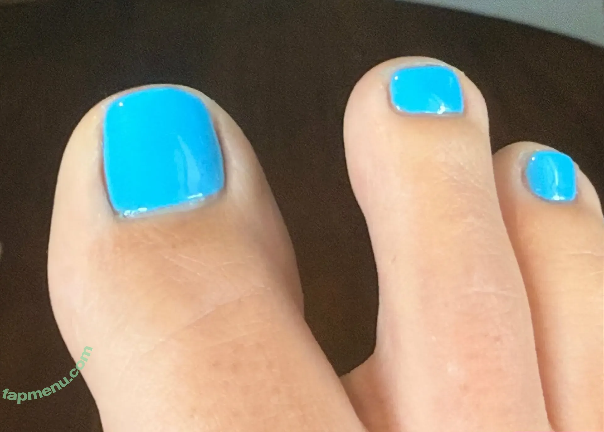 lilas.toes nude photo #0115 (lilas.toes1)