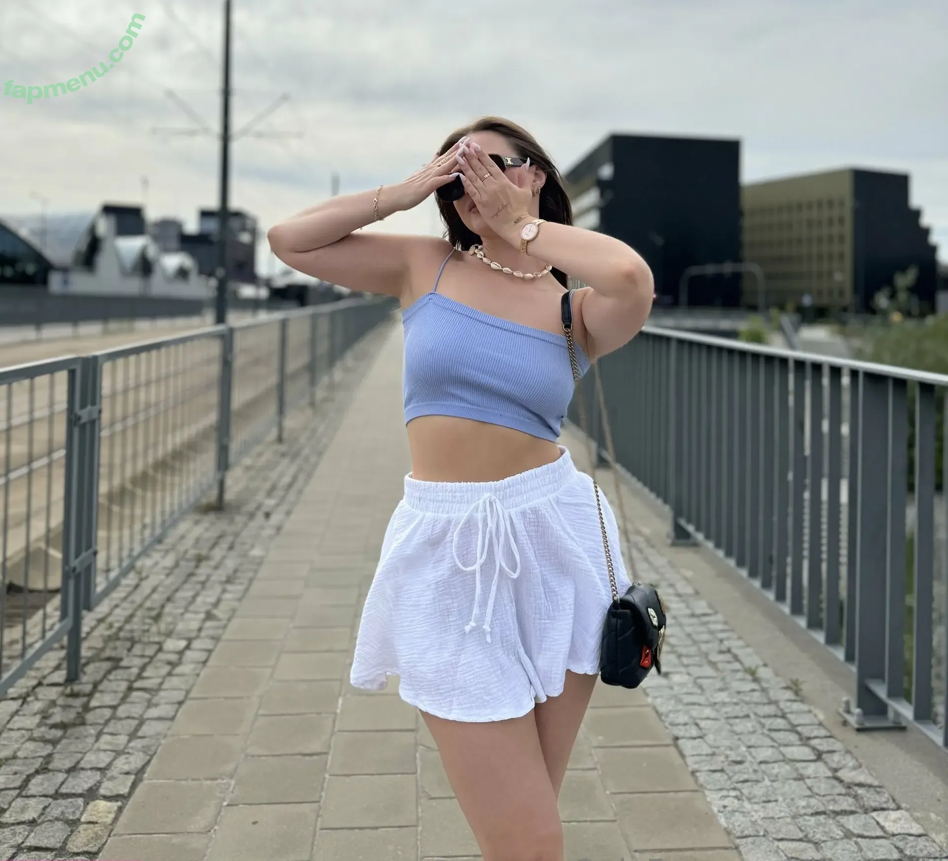 lilathrills nude photo #0230 (lilanaruse)