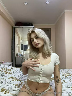 lilaxshy / lilalol / lilaxshay nude photo #0025