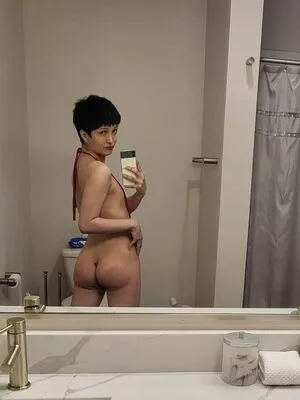  nude photo #0004