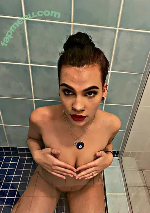 Lilbabybatsy / cinnamonspicexoxo nude photo #0071