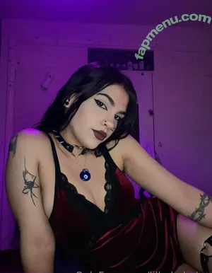 Lilbabybatsy / cinnamonspicexoxo nude photo #0129