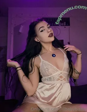 Lilbabybatsy / cinnamonspicexoxo nude photo #0134