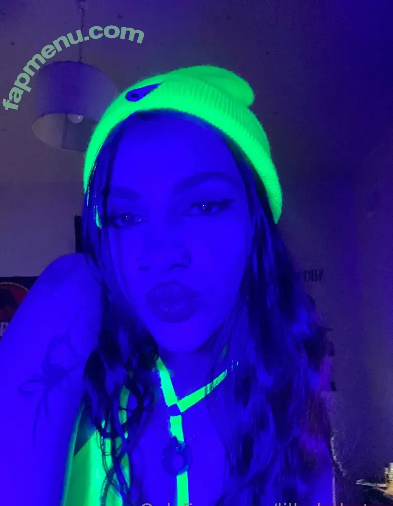 Lilbabybatsy nude photo #0142 (cinnamonspicexoxo)