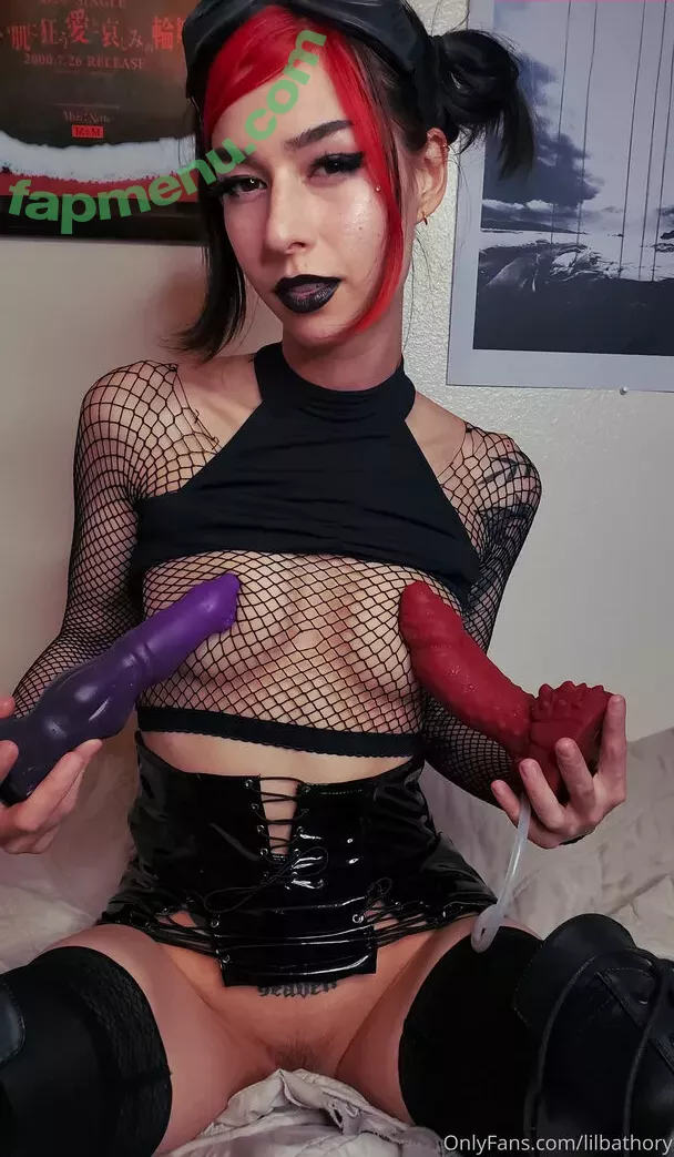 lilbathory nude photo #0040 (lil.bathory)