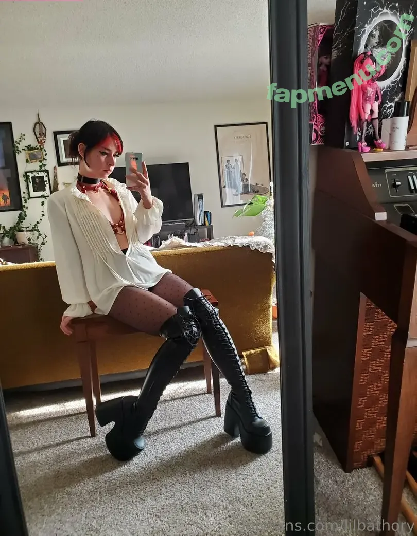 lilbathory nude photo #0270 (lil.bathory)
