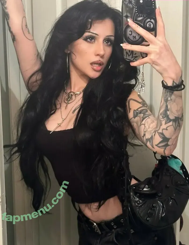 lilbatty nude photo #0518 (Skye Bedell / lil.batty / lilbattyy)