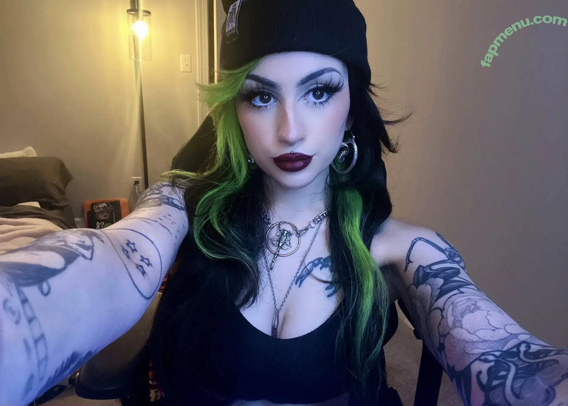 lilbatty nude photo #0521 (Skye Bedell / lil.batty / lilbattyy)