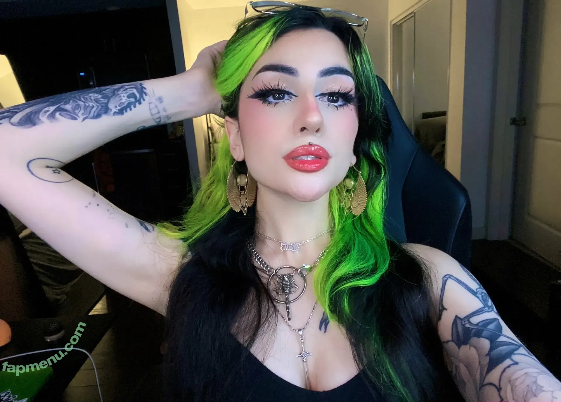 lilbatty nude photo #0526 (Skye Bedell / lil.batty / lilbattyy)